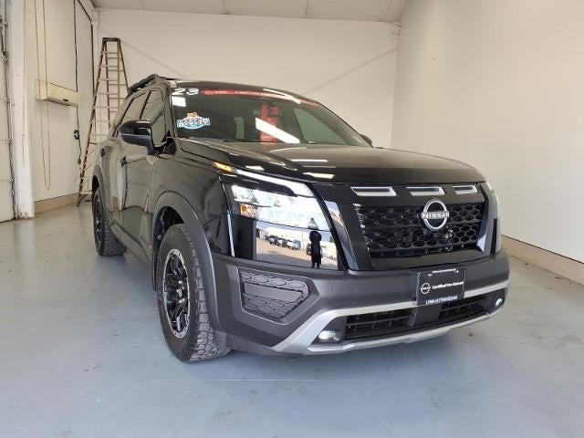 2023 Nissan Pathfinder Rock Creek in Black — front three-quarter view