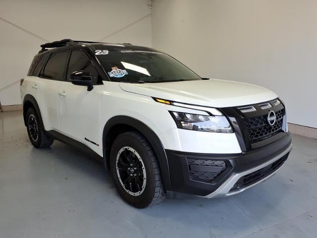2023 Nissan Pathfinder Rock Creek in White — front three-quarter view
