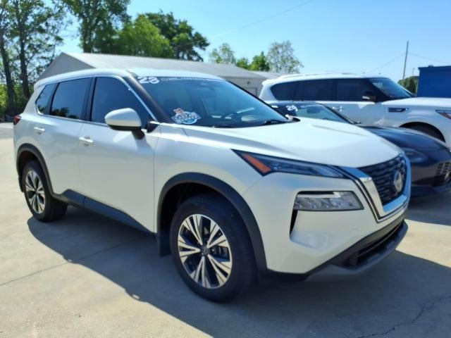 2023 Nissan Rogue SV in White — front three-quarter view